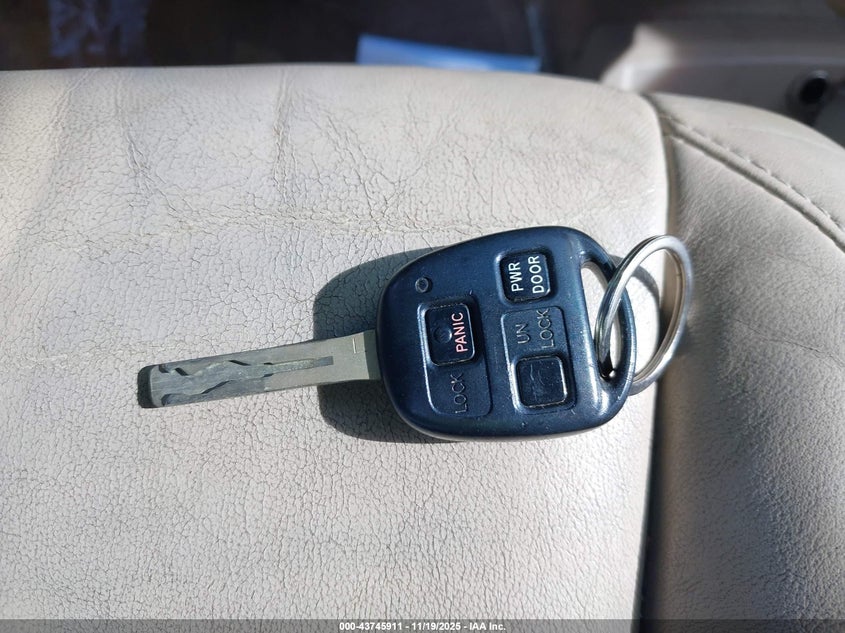 2006 Lexus Rx 400H VIN: JTJHW31U360D37470 Lot: 43745911