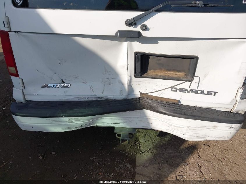 2004 Chevrolet Astro VIN: 1GNDM19XX4B112723 Lot: 43745932