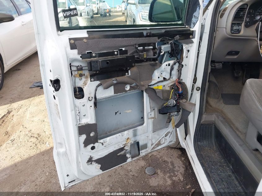 2004 Chevrolet Astro VIN: 1GNDM19XX4B112723 Lot: 43745932