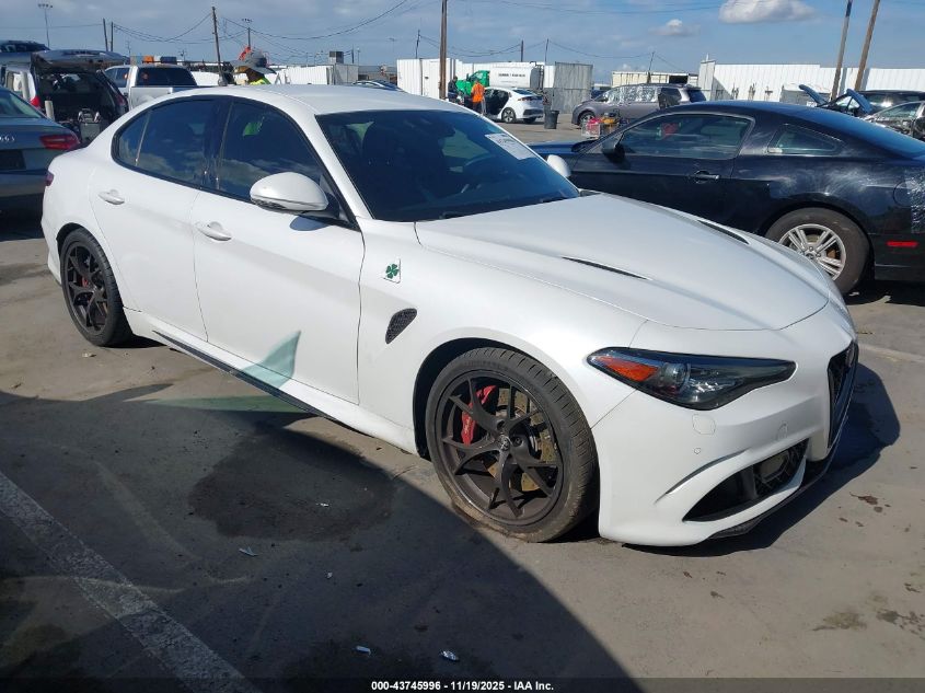 ALFA ROMEO GIULIA QUADRIFOGLIO RWD