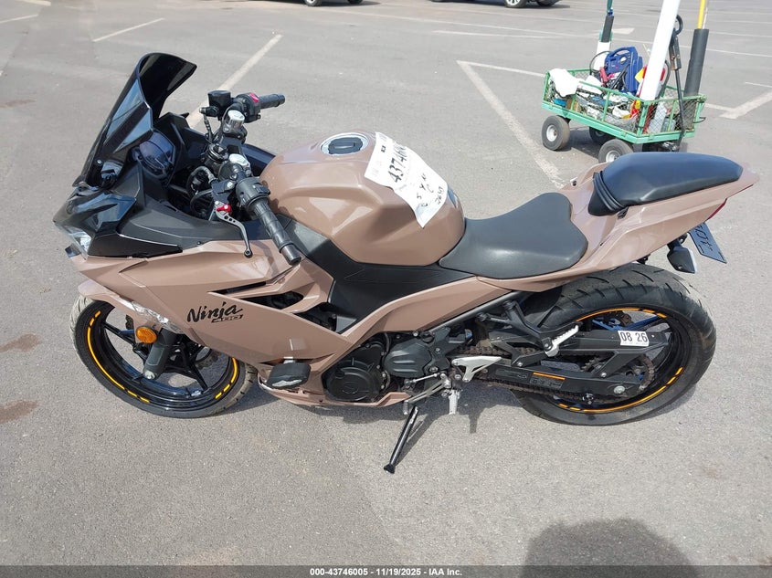 2018 Kawasaki Ex400 VIN: JKAEXKG17JDA02220 Lot: 43746005