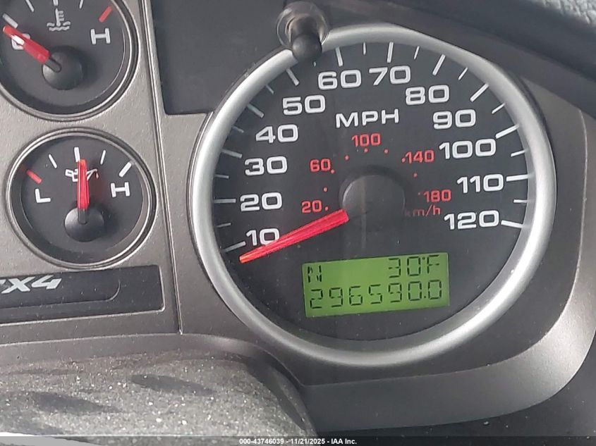 2005 Ford F-150 Fx4/Lariat/Xl/Xlt VIN: 1FTPX14545NA92813 Lot: 43746039