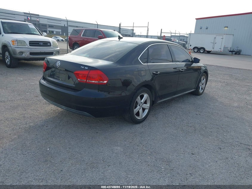 1VWBT7A31FC031392 2015 VOLKSWAGEN PASSAT photo no. 4