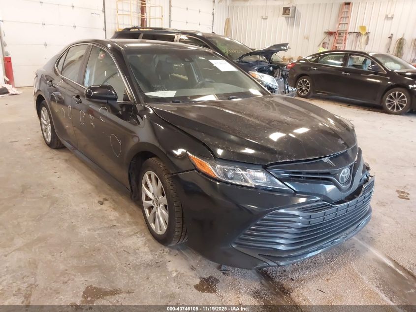 TOYOTA CAMRY LE