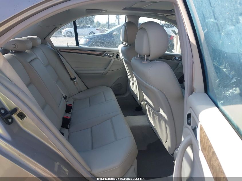 2007 Mercedes-Benz C 230 Sport VIN: WDBRF52H77F850512 Lot: 43746107