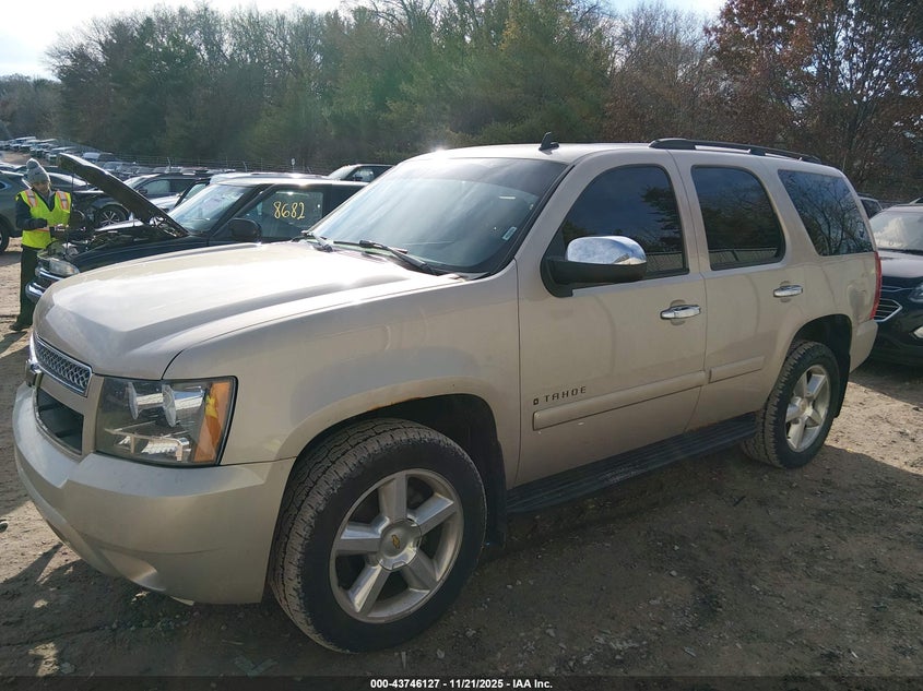 2008 Chevrolet Tahoe Ltz VIN: 1GNFK130X8J105535 Lot: 43746127
