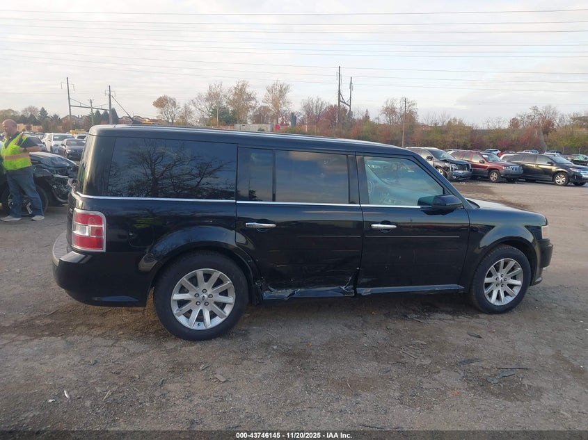 2009 Ford Flex Sel VIN: 2FMDK52C99BA03180 Lot: 43746145