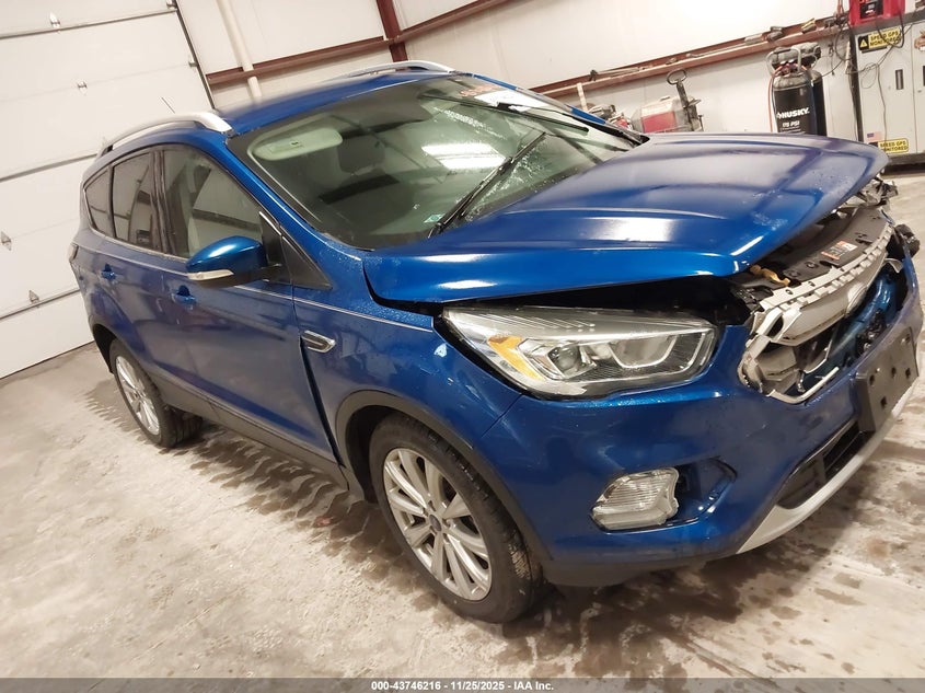 FORD ESCAPE TITANIUM