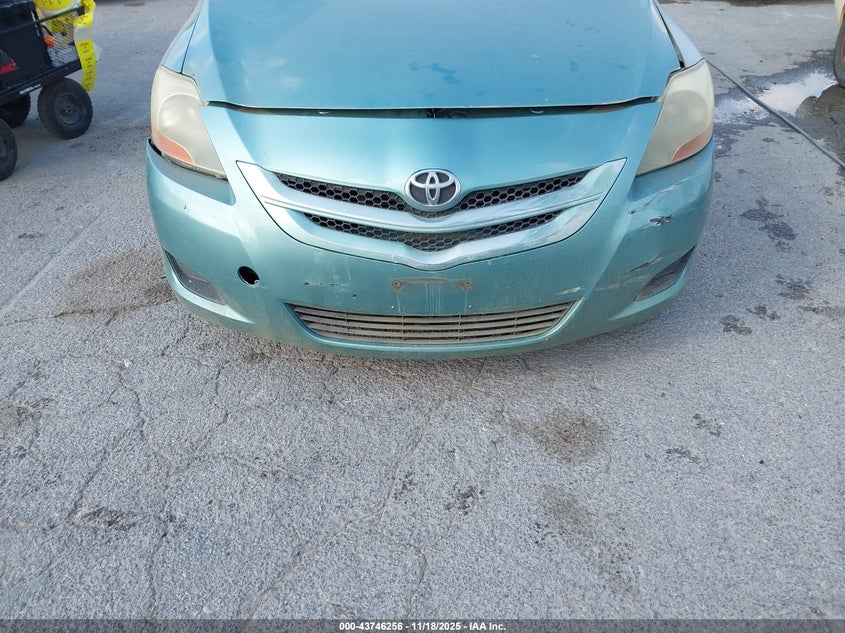 2008 Toyota Yaris VIN: JTDBT923681282646 Lot: 43746256