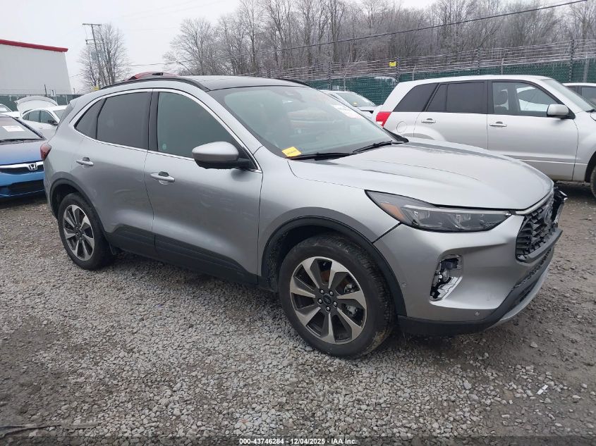 FORD ESCAPE PLATINUM