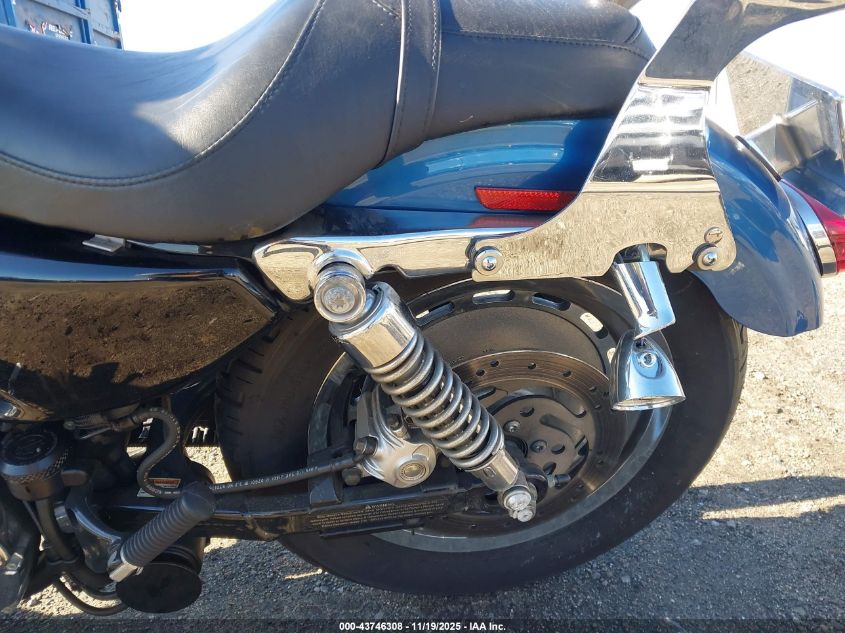 2005 Harley-Davidson Xl1200 C VIN: 1HD1CGP395K404090 Lot: 43746308