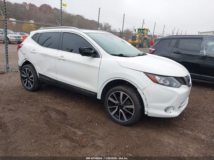 NISSAN ROGUE SPORT SL
