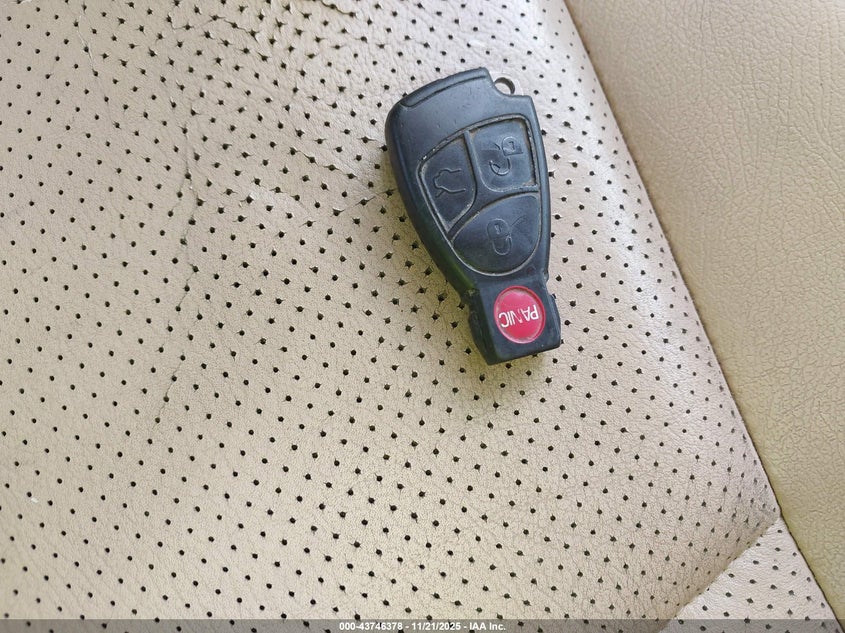 2004 Mercedes-Benz C 240 VIN: WDBRF61J34E019309 Lot: 43746378