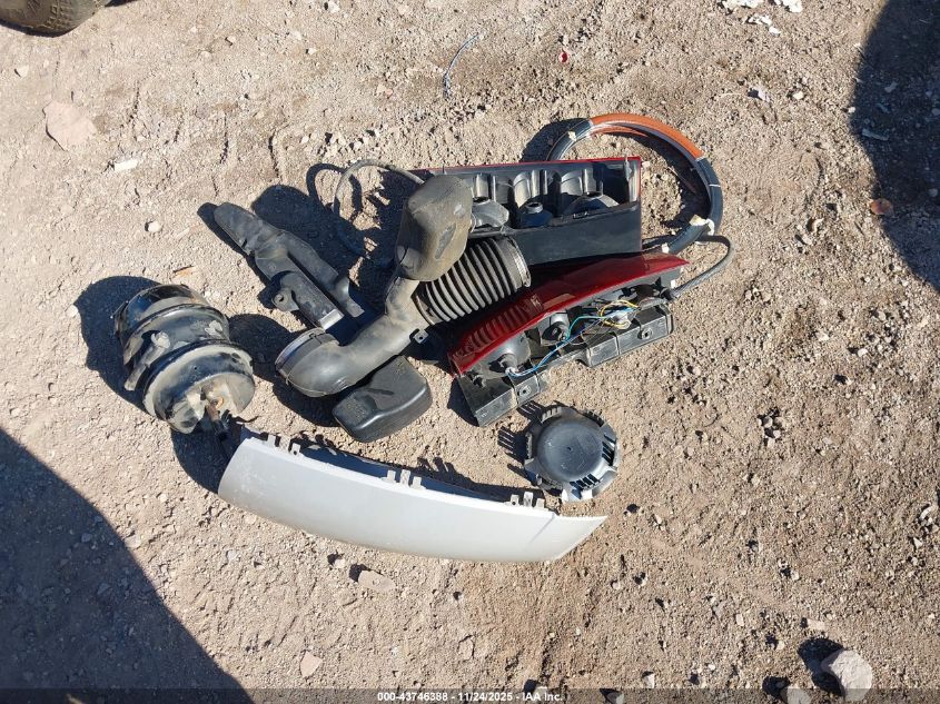 2008 Chevrolet Tahoe Lt VIN: 1GNFC13J28R272723 Lot: 43746388