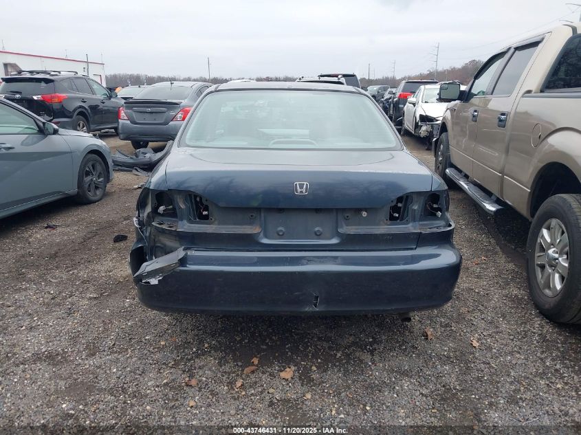 1998 Honda Accord Ex VIN: 1HGCG6673WA139057 Lot: 43746431