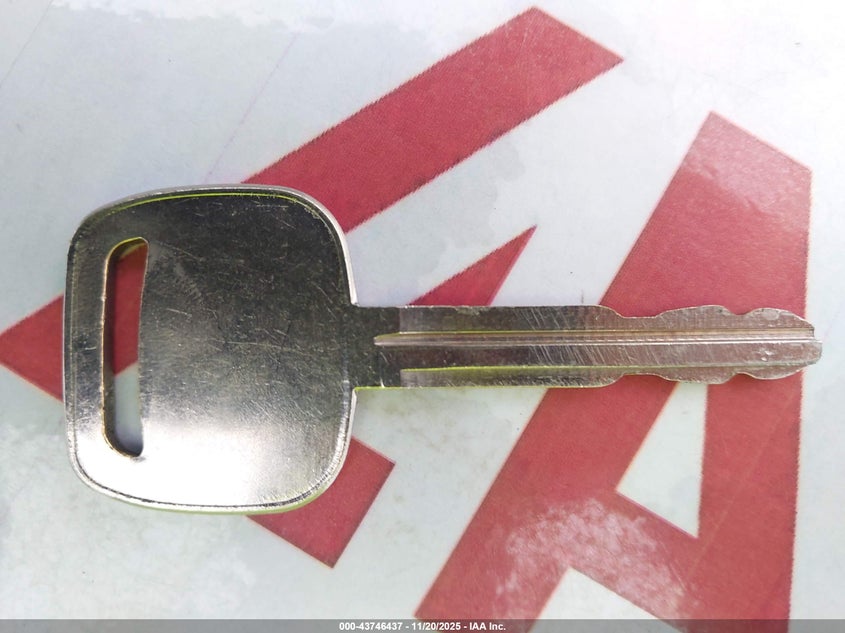 2006 Toyota Sequoia Limited V8 VIN: 5TDZT38A66S276413 Lot: 43746437