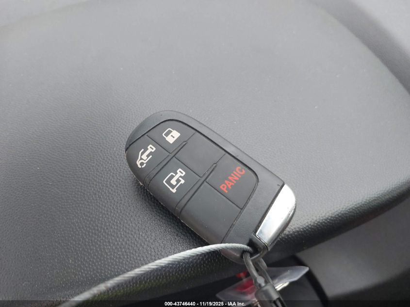 2025 Ram Promaster 2500 Tradesman High Roof 159 Wb W/Pass Seat VIN: 3C6LRVDG7SE507860 Lot: 43746440