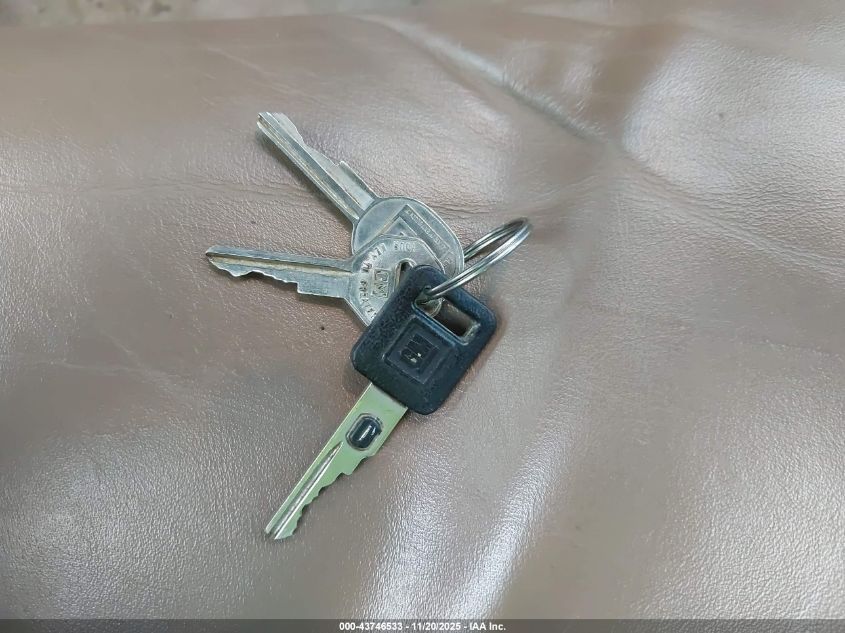 1994 Buick Roadmaster Limited VIN: 1G4BT52P5RR409042 Lot: 43746533