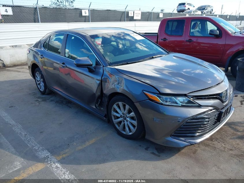 TOYOTA CAMRY LE