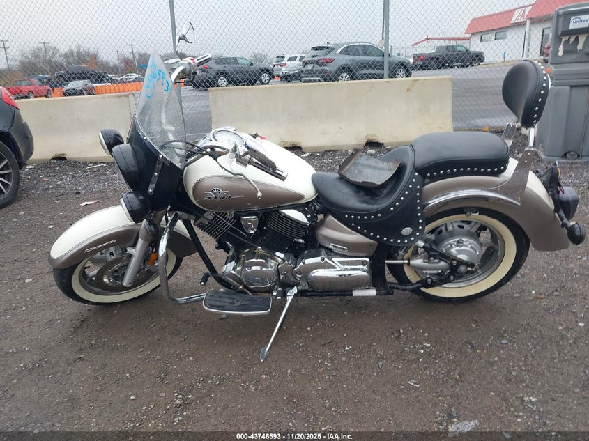 2003 Yamaha Xvs1100 A VIN: JYAVP11E33A047132 Lot: 43746593