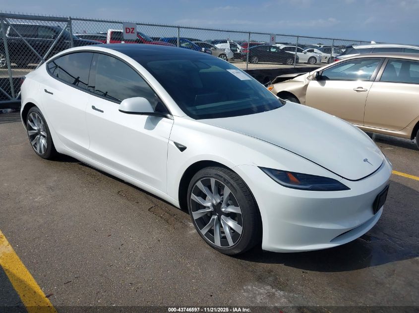 TESLA MODEL 3 LONG RANGE REAR-WHEEL DRIVE/STANDARD