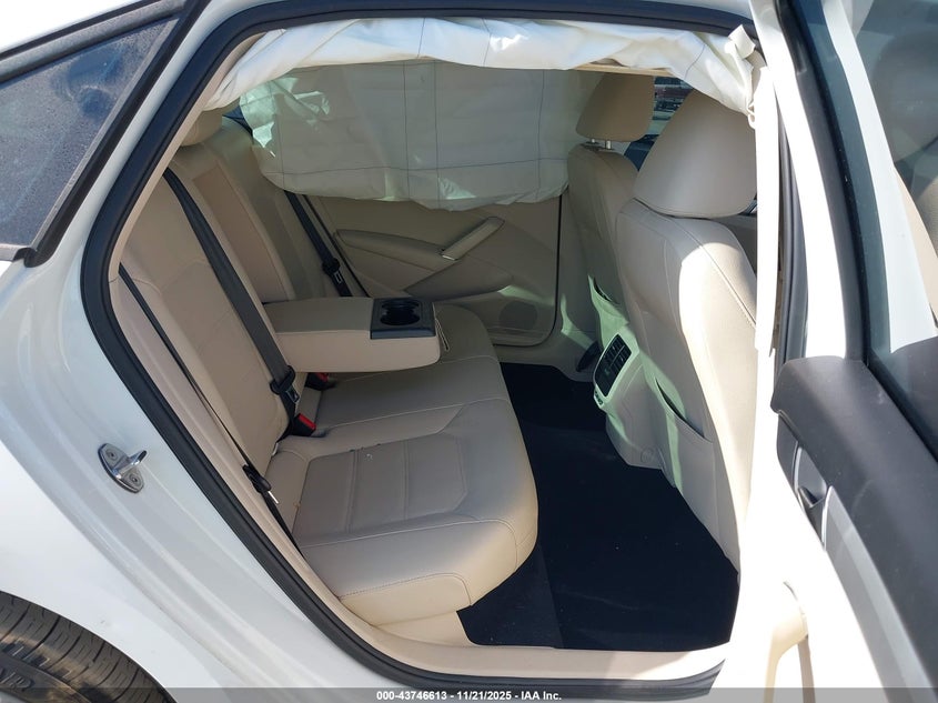 2019 Volkswagen Passat 2.0T Wolfsburg Edition VIN: 1VWLA7A38KC006574 Lot: 43746613