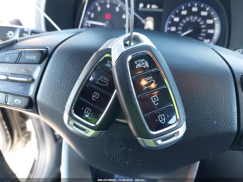 VIN KM8K62AA9LU419015 2020 HYUNDAI KONA SEL PLUS