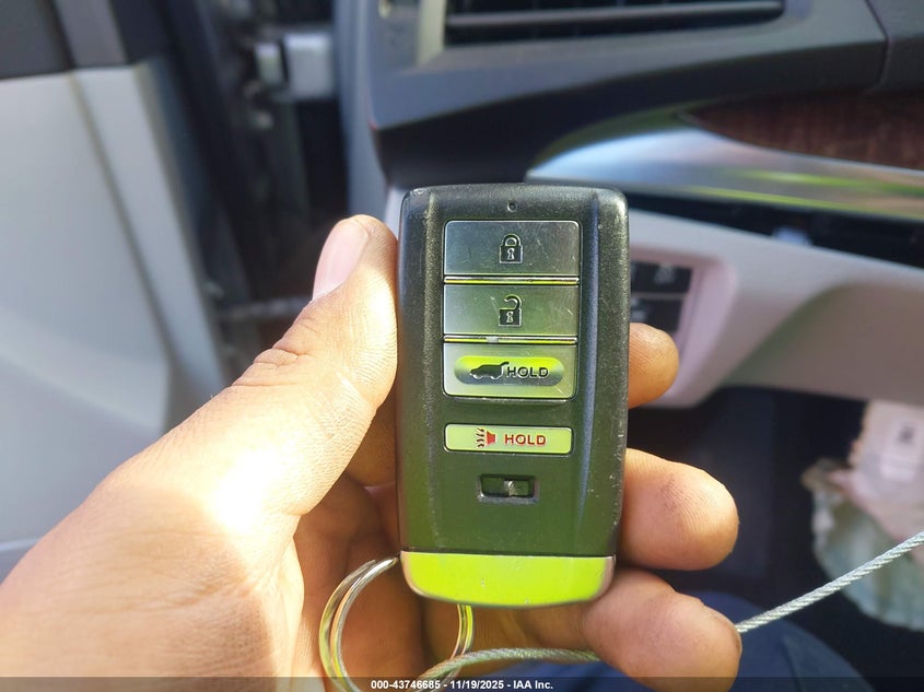 2019 Acura Mdx Standard VIN: 5J8YD4H34KL031851 Lot: 43746685