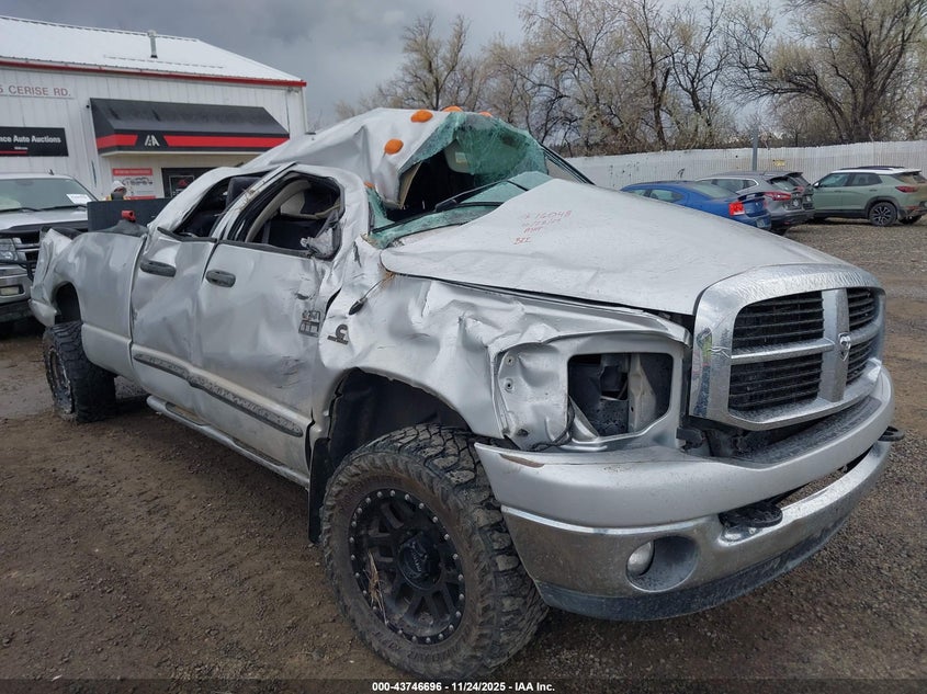 2007 Dodge Ram 3500 Slt/Trx4 Off Road/Sport VIN: 3D7MX38A77G827047 Lot: 43746696