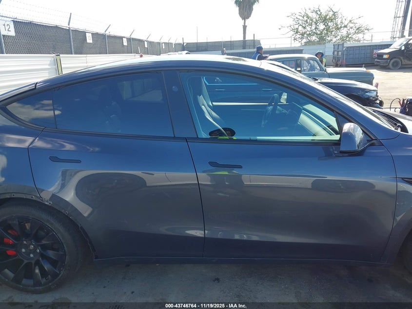 2023 Tesla Model Y Performance Dual Motor All-Wheel Drive VIN: 7SAYGDEF5PF795077 Lot: 43746764