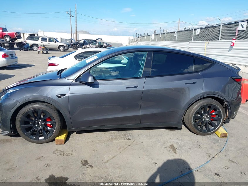 2023 Tesla Model Y Performance Dual Motor All-Wheel Drive VIN: 7SAYGDEF5PF795077 Lot: 43746764