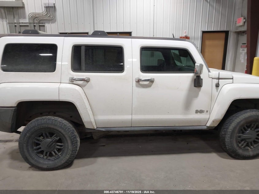 2006 Hummer H3 Suv VIN: 5GTDN136868151132 Lot: 43746791
