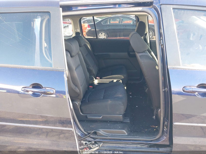 2009 Mazda Mazda5 Touring VIN: JM1CR29LX90335226 Lot: 43746795