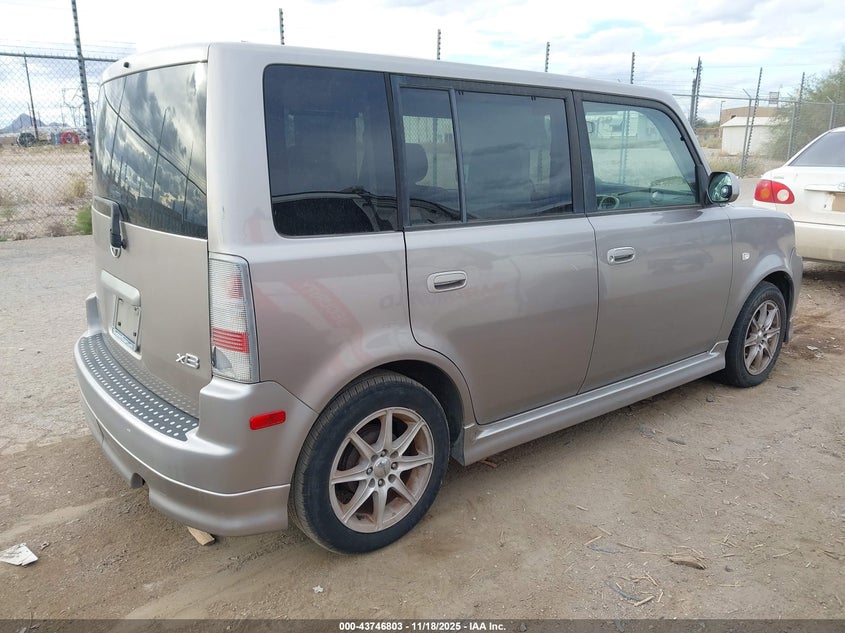 JTLKT324750206235 2005 SCION XB photo no. 4