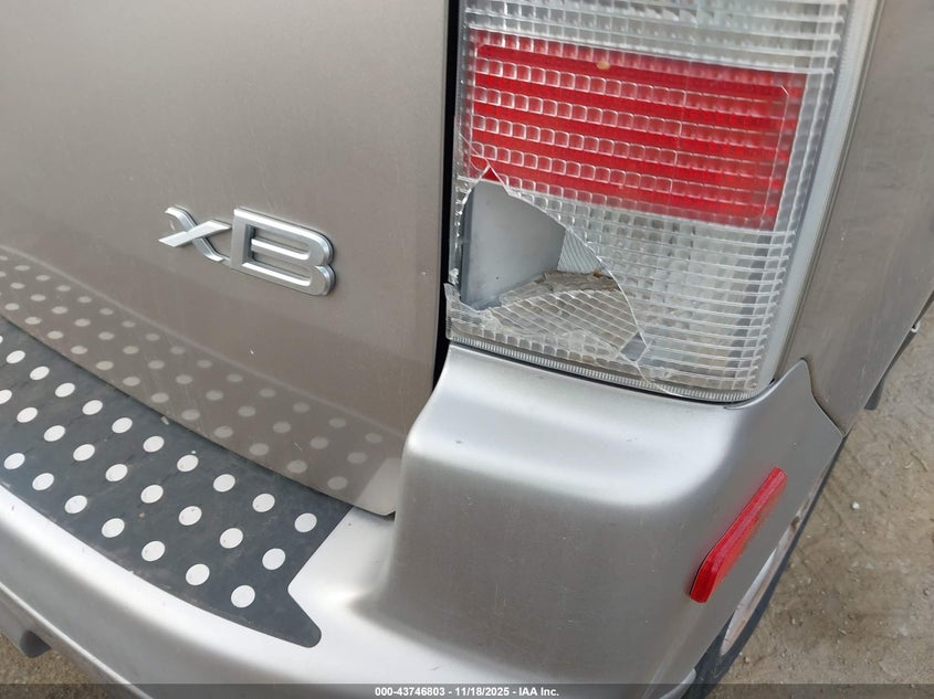 2005 Scion Xb VIN: JTLKT324750206235 Lot: 43746803
