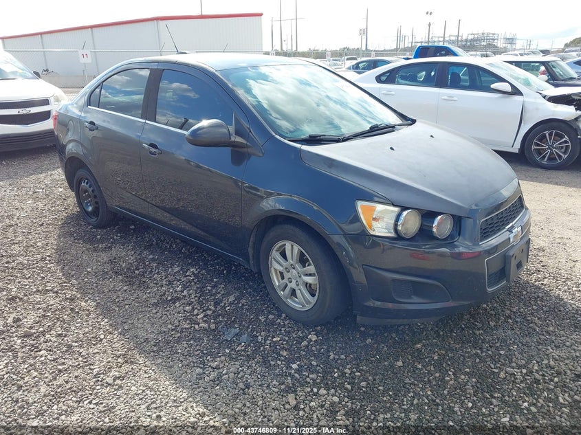 CHEVROLET SONIC LT AUTO