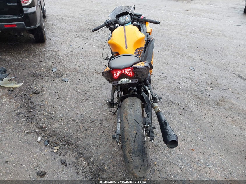 2025 Kawasaki Ex650 P VIN: ML5EXEP17SDAF3781 Lot: 43746855