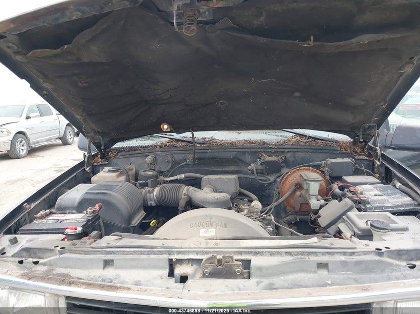 1996 Chevrolet Gmt-400 K1500 VIN: 1GCEK19RXTE153676 Lot: 43746858