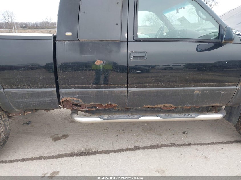 1996 Chevrolet Gmt-400 K1500 VIN: 1GCEK19RXTE153676 Lot: 43746858