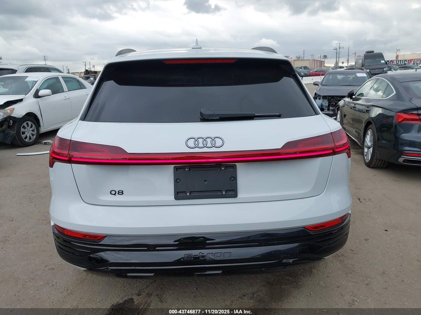 2024 Audi Q8 E-Tron Premium Plus Quattro VIN: WA15AAGE5RB049393 Lot: 43746877