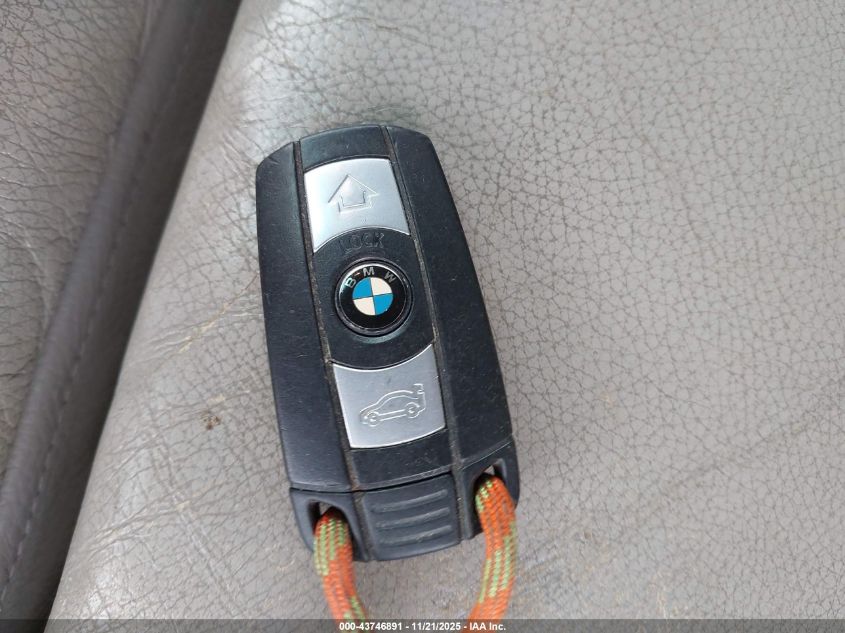 2008 BMW 128I VIN: WBAUL73558VE88420 Lot: 43746891