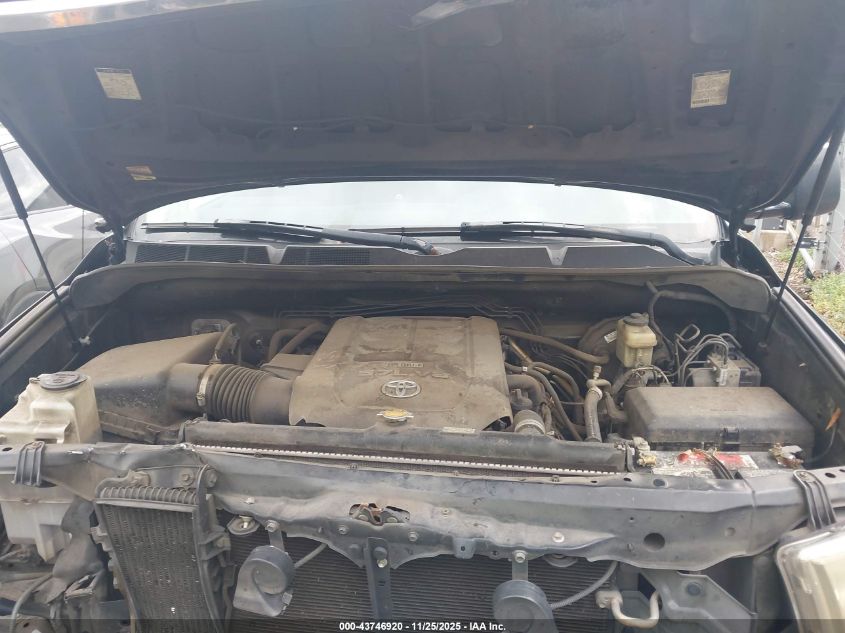 2007 Toyota Tundra Sr5 V8 VIN: 5TBRV541X7S469671 Lot: 43746920