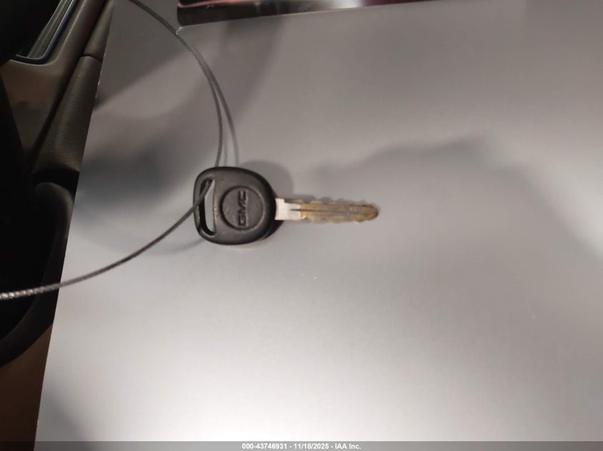 2000 GMC Sierra 1500 Sle VIN: 2GTEK19T2Y1332735 Lot: 43746931