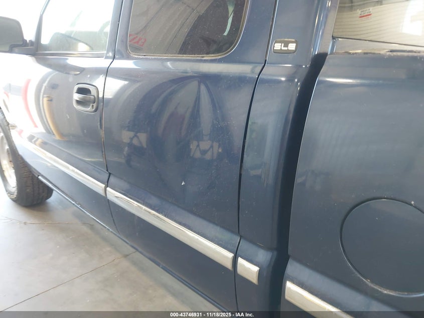 2000 GMC Sierra 1500 Sle VIN: 2GTEK19T2Y1332735 Lot: 43746931