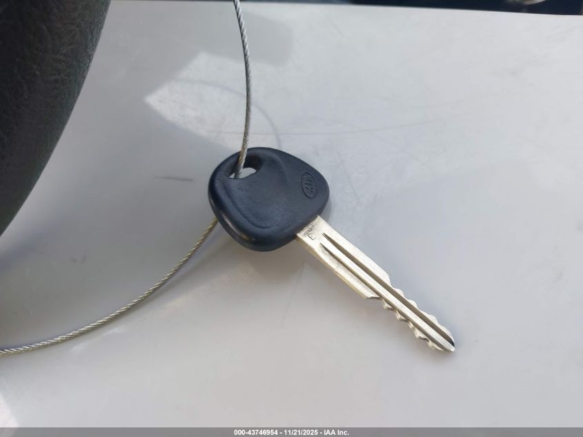 2008 Kia Sorento Lx Base VIN: KNDJD735685800129 Lot: 43746954