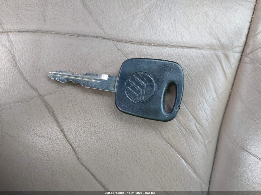 1999 Mercury Sable Ls VIN: 1MEFM53S5XA644055 Lot: 43747001