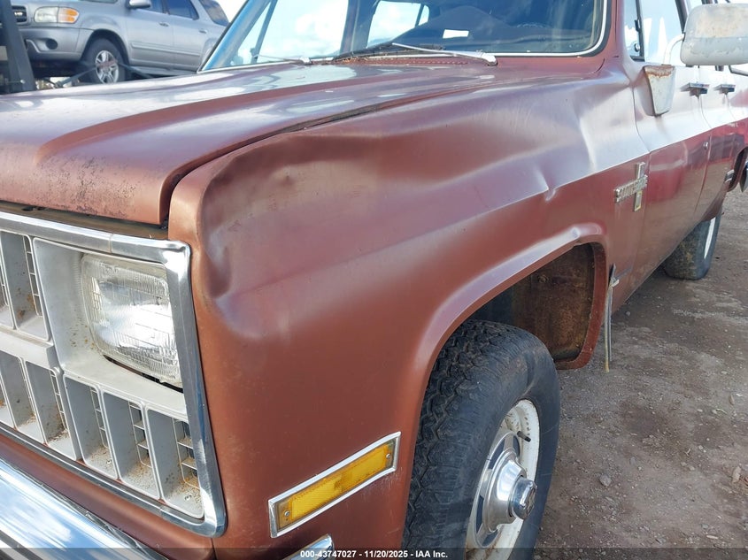 1982 Chevrolet Suburban K10 VIN: 1G8EK16L4CF132312 Lot: 43747027