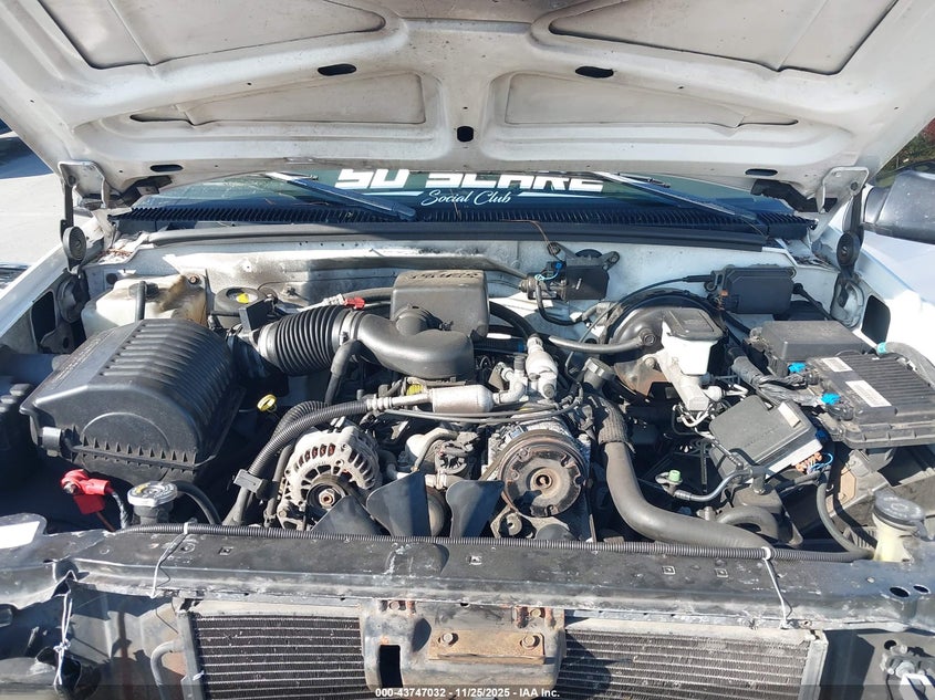 1998 GMC Sierra 1500 Sl Wideside VIN: 1GTEC14M7WZ541082 Lot: 43747032