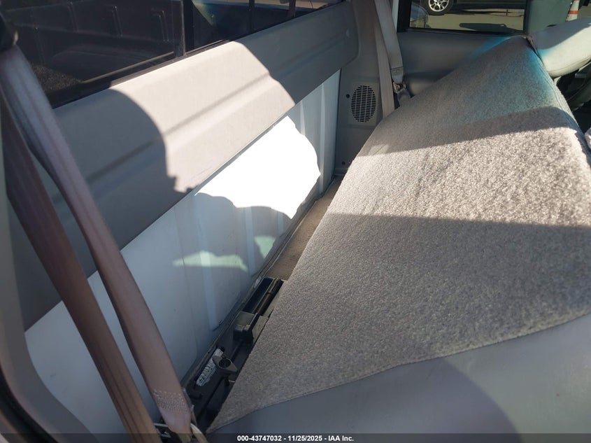 1998 GMC Sierra 1500 Sl Wideside VIN: 1GTEC14M7WZ541082 Lot: 43747032