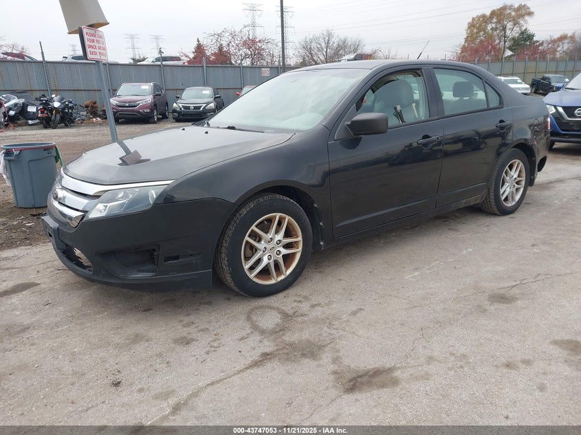 3FAHP0GA1CR310374 2012 FORD FUSION photo no. 2